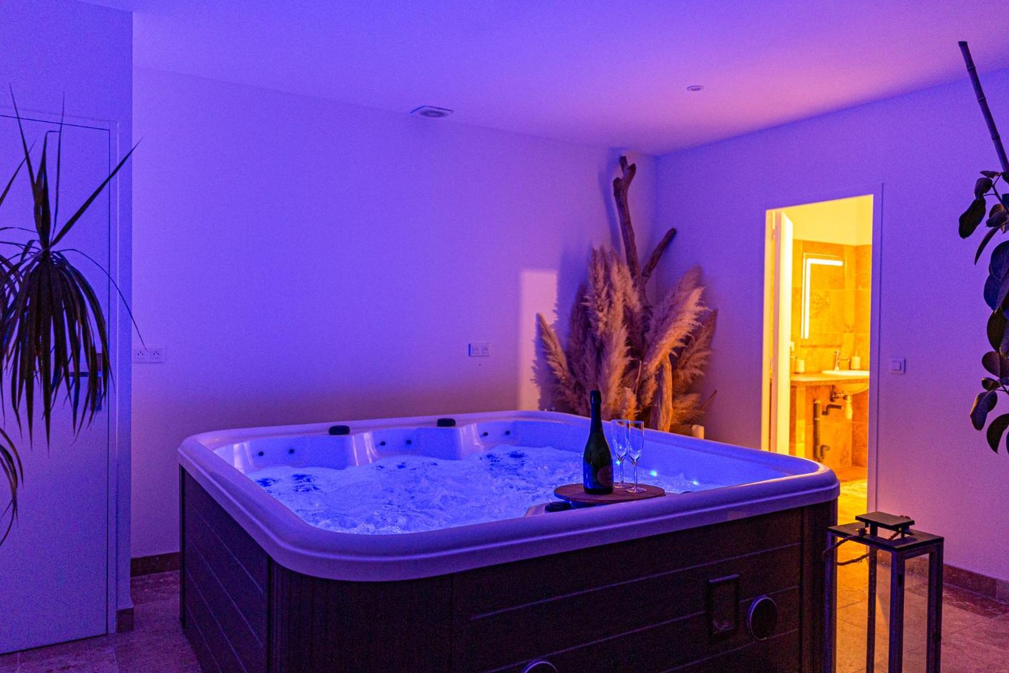 La Nuit Etoilee Apart otel Saint-Martin-de-Crau Dış mekan fotoğraf